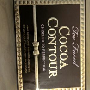 Too Faced Cocoa Contour
